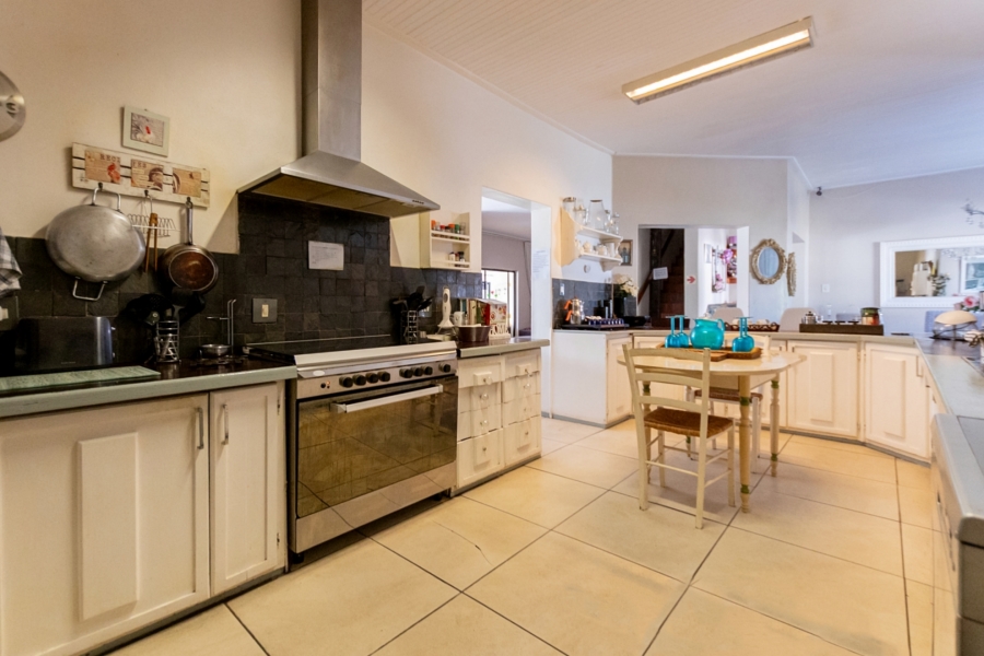 8 Bedroom Property for Sale in Country Club Western Cape